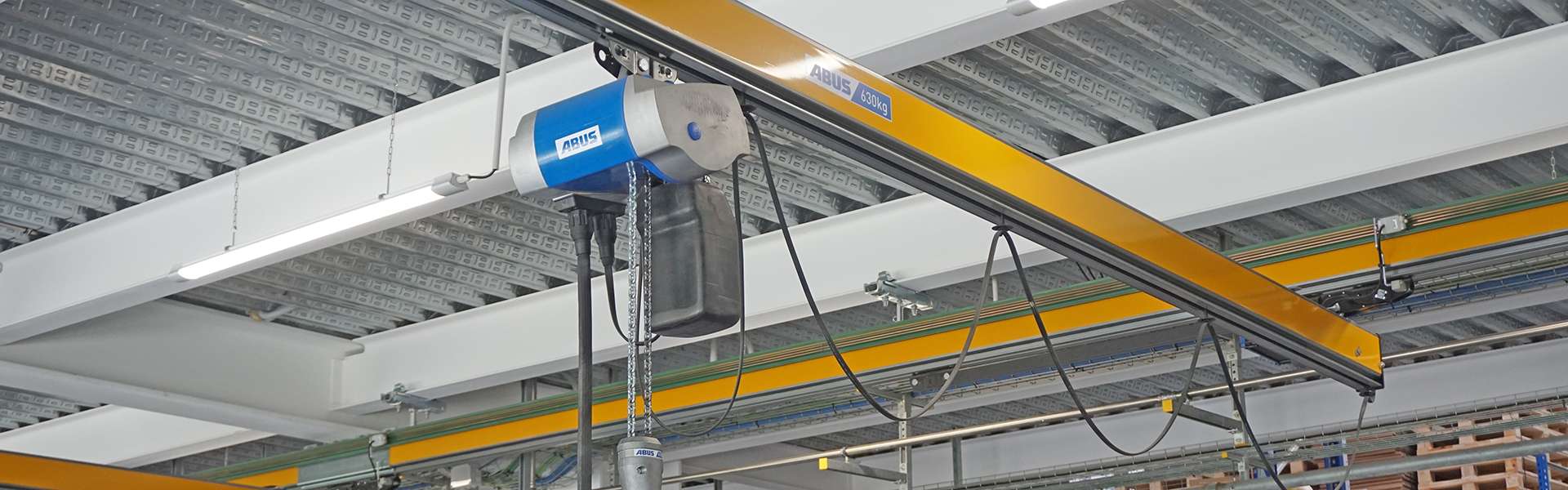 轻型悬挂系统HB和安博桥式起重机在泵制造厂的应用